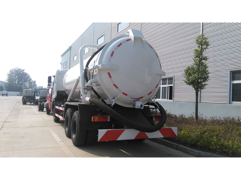Dongfeng DFL1250 6x4 16 m³ Suction fecal Sewage Truck